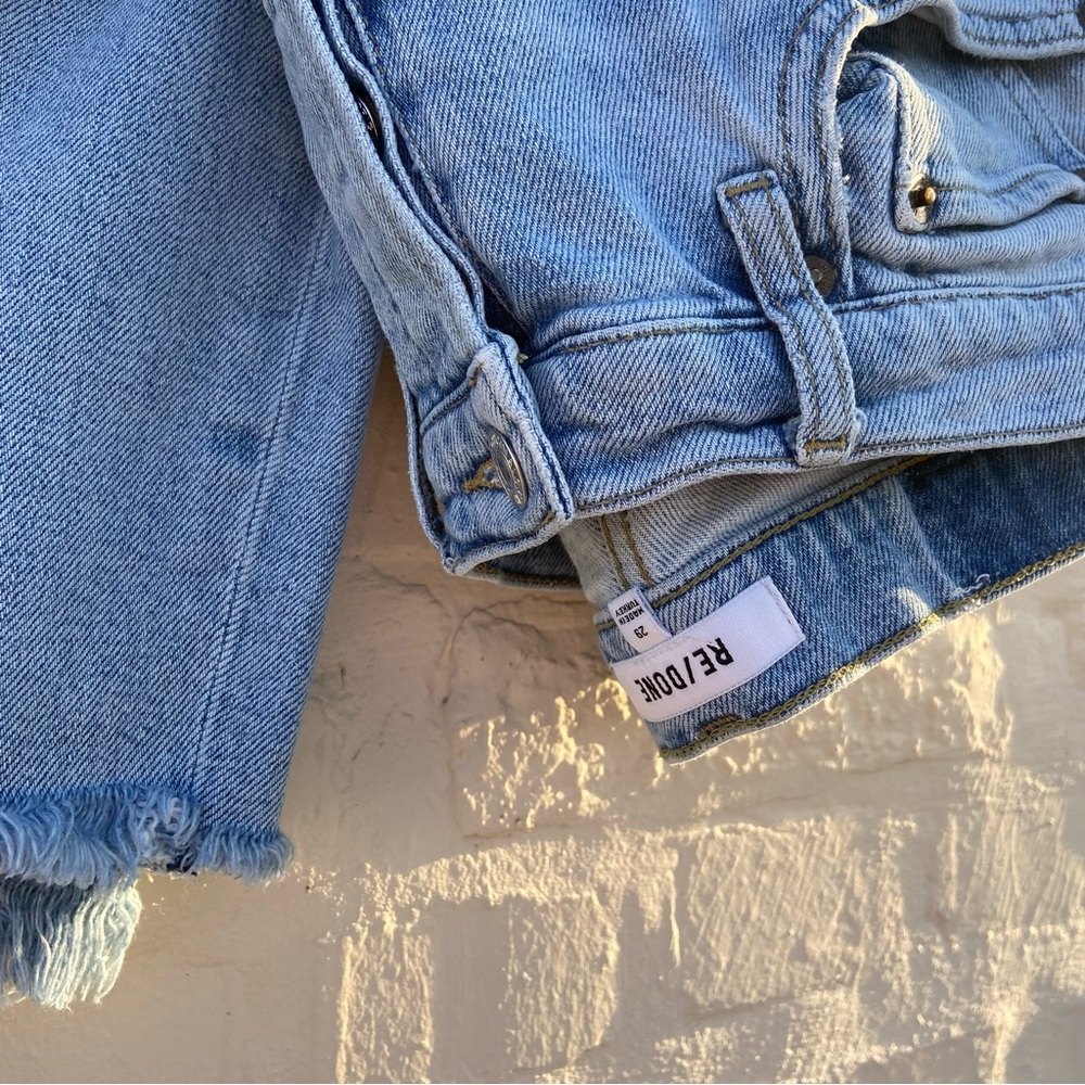 Re / Done | 90s High Rise Ankle Jeans | 29 - Picture 2 of 7